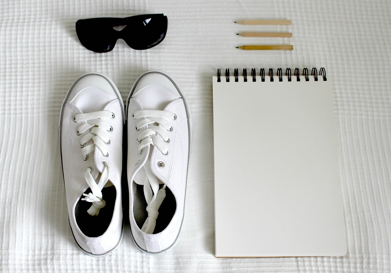 shoes, wrap up, vacation-2465907.jpg